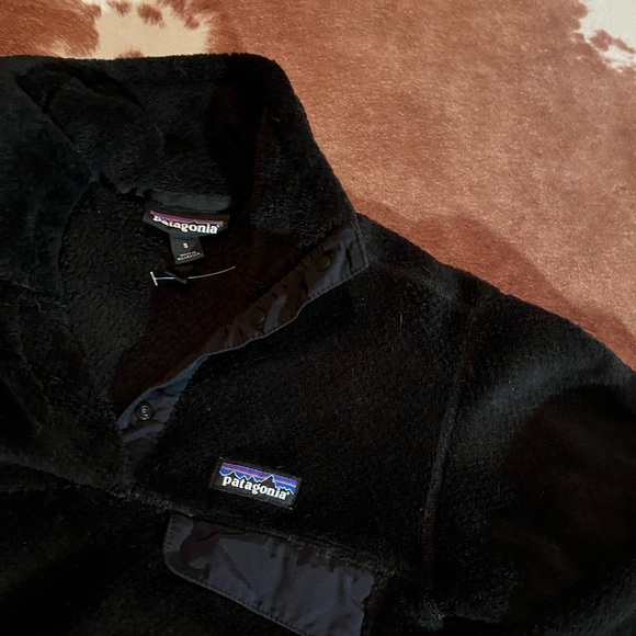 Patagonia quarter button down - Picture 2 of 3